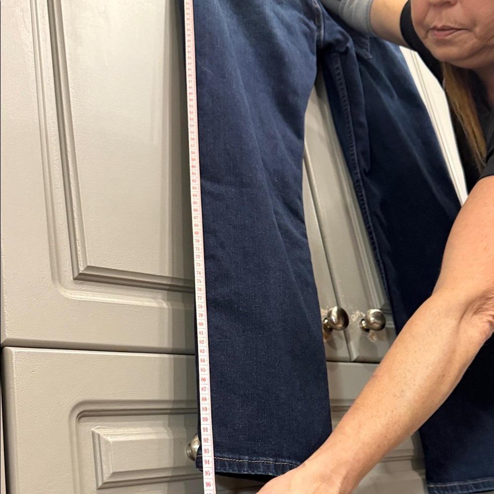 Hollister Dark Wash Straight Jeans - Picture 7 of 9